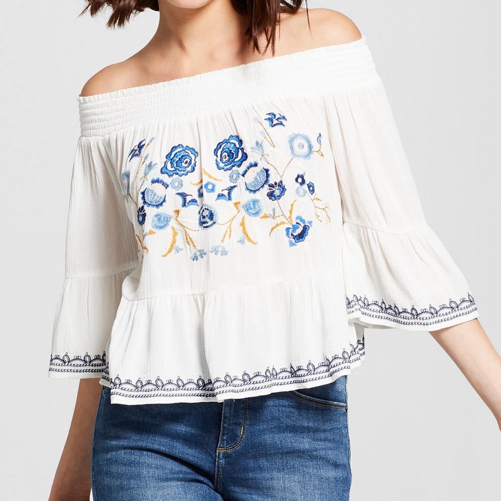 Xhilaration Off the Shoulder Boho White Top 